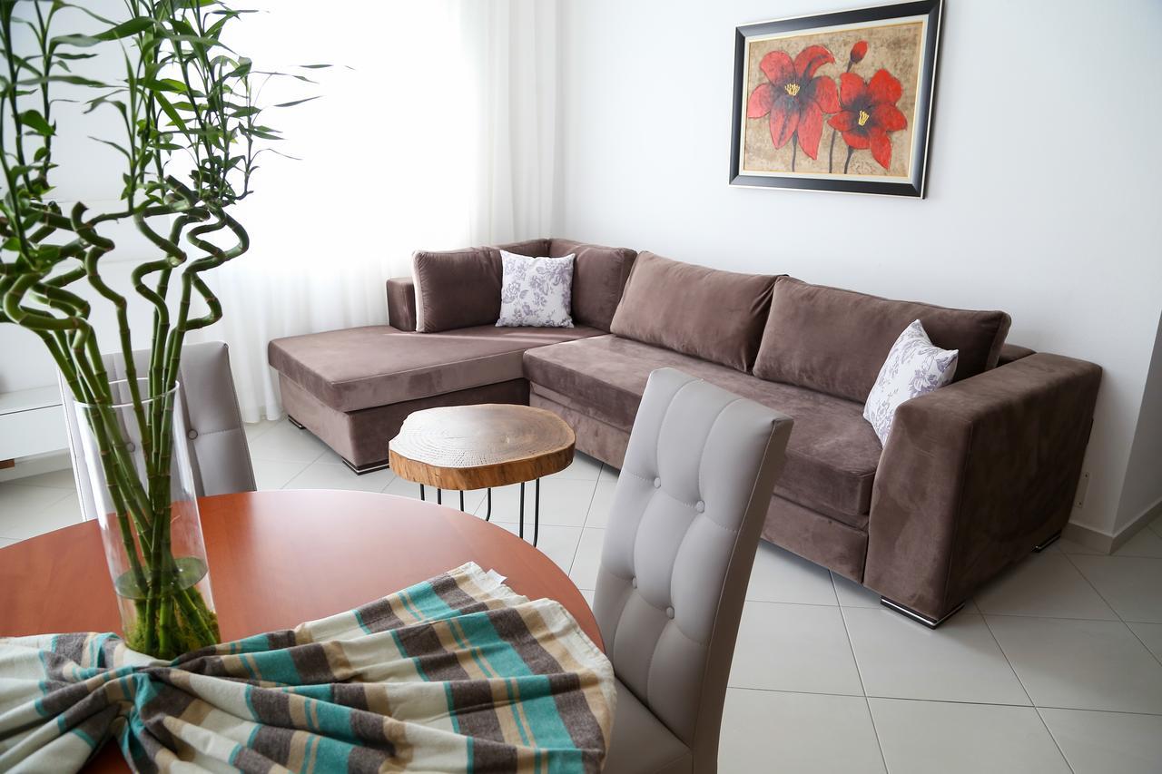 Carpe Diem Apartments-Hotel Shëngjin Екстериор снимка
