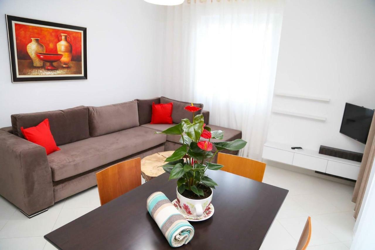 Carpe Diem Apartments-Hotel Shëngjin Екстериор снимка